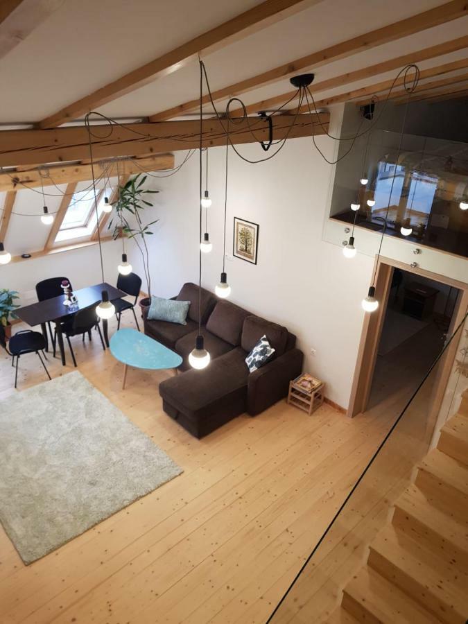 Appartement Leisure Apartmens Braşov Extérieur photo